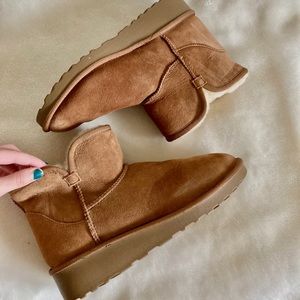 Kirkland Signature Short Shearling Boot Chestnut